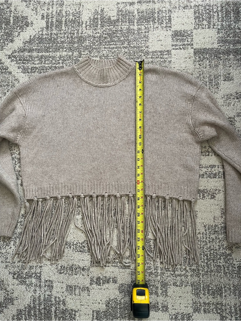 Splendid Riley Fringe Sweater Size Medium - Picture 10 of 10